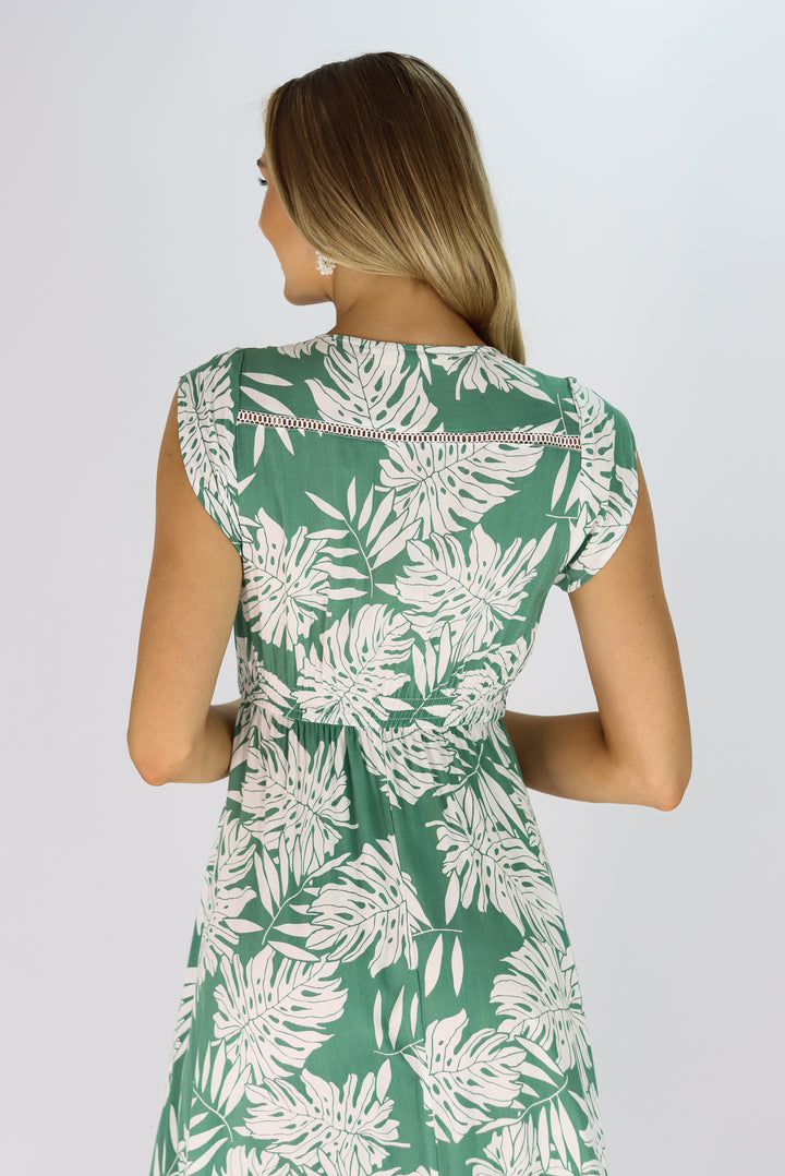 Lorinda Maxi Dress In Emerald Green
