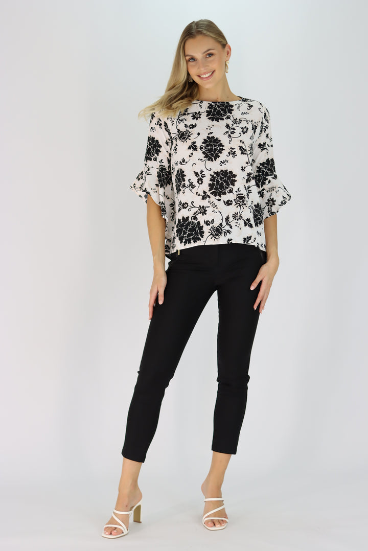 Luisa Top In Black Floral
