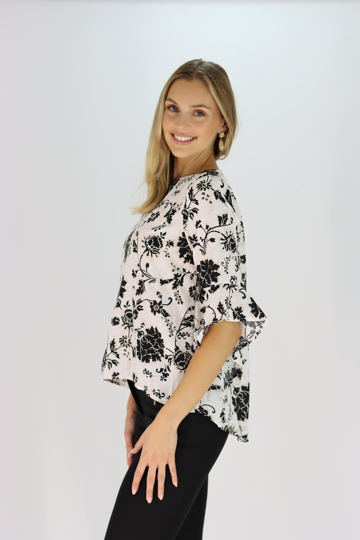 Luisa Top In Black Floral
