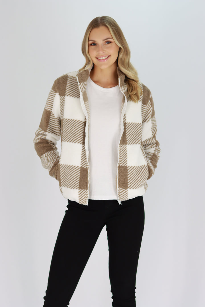 Jannet Plush Jumper In Mocha