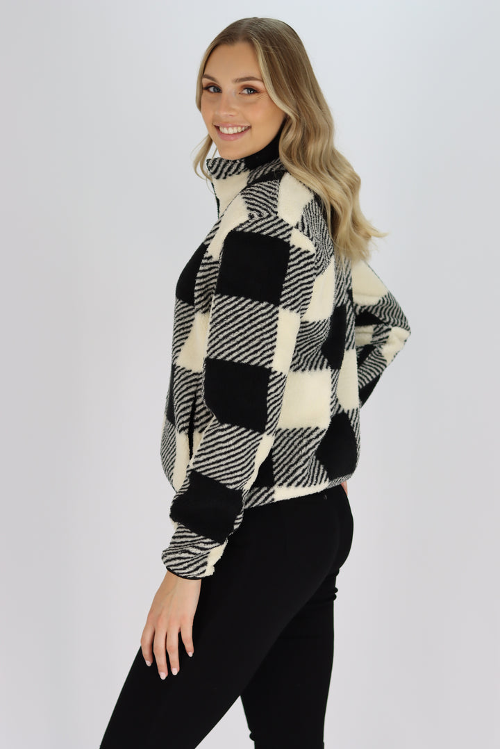 Jannet Plush Jumper In Black