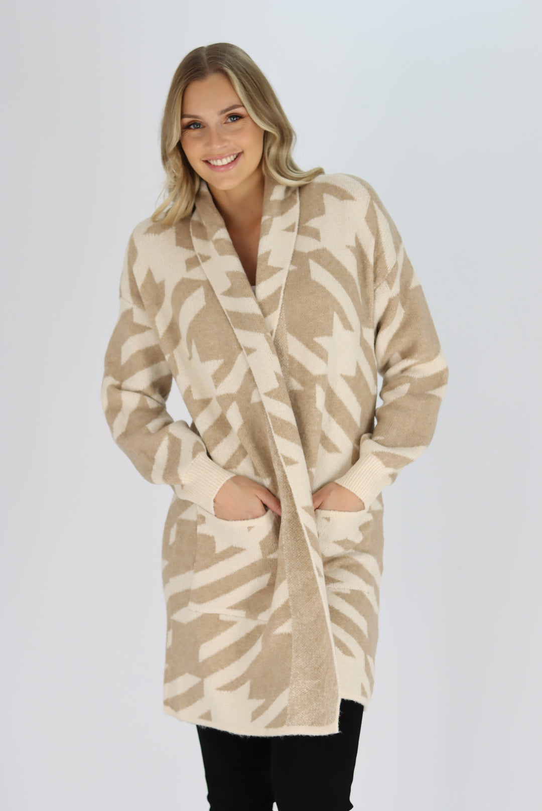 Kingsley Knit Cardigan In beige