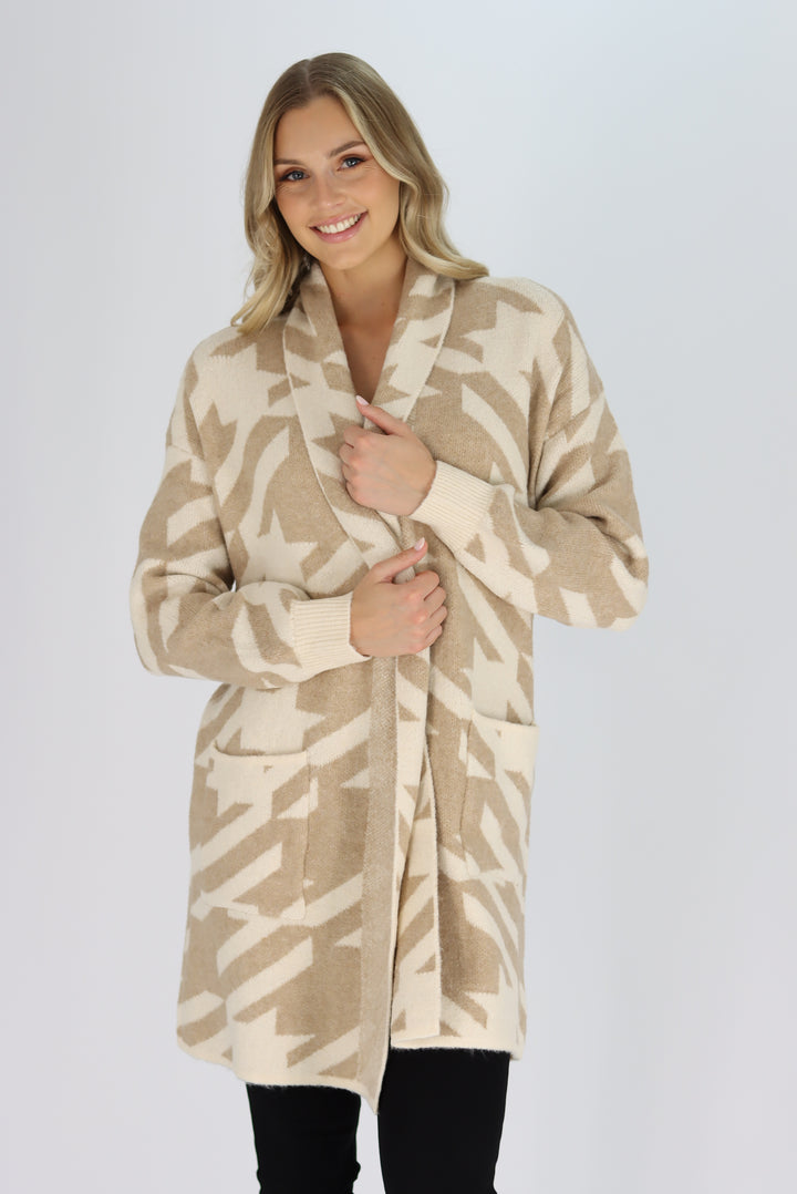 Kingsley Knit Cardigan In beige