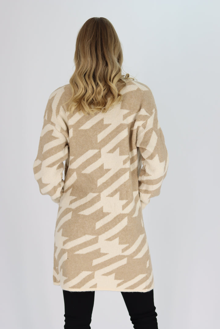 Kingsley Knit Cardigan In beige