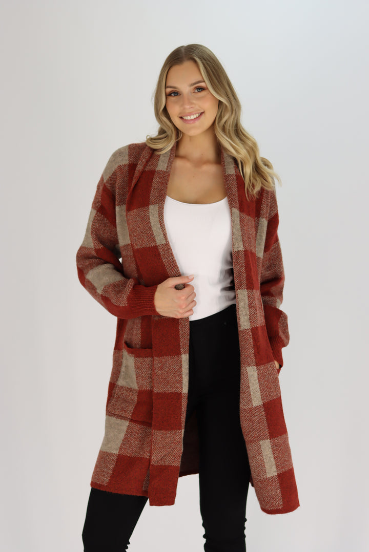 Arizona knit Cardigan In Cherry Red