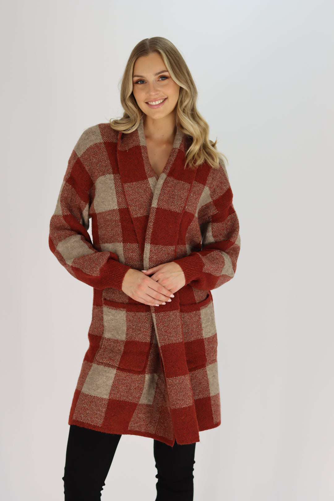 Arizona knit Cardigan In Cherry Red