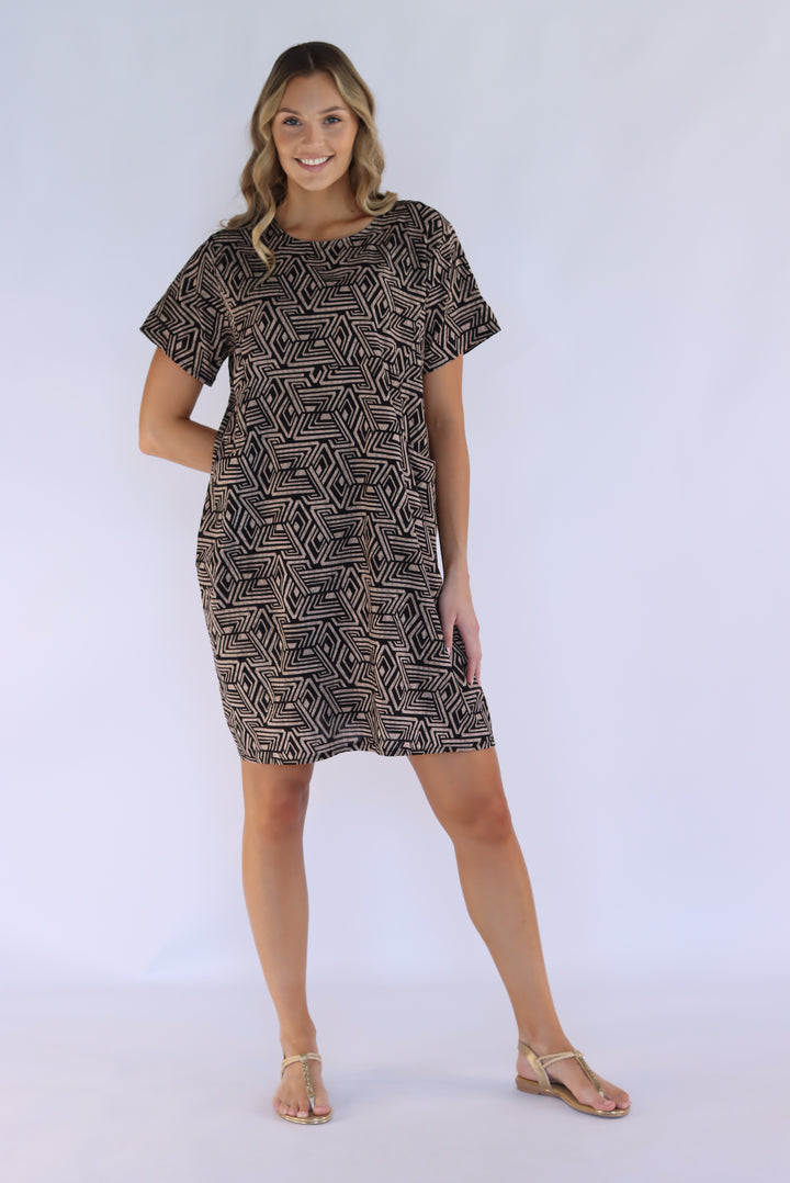 Emberly Shift Dress In Brown