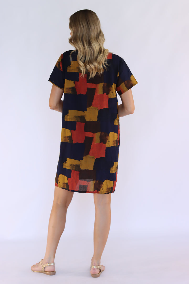Kaima Abstract Print Shift Dress