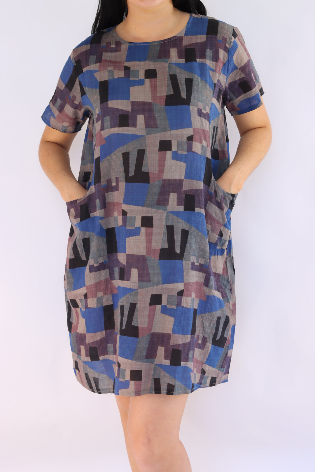 Aria Abstract Print Shift Dress